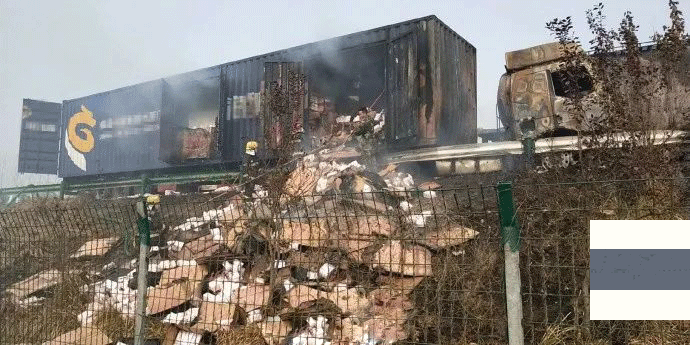 安徽高速30余車連環相撞已致18人死亡21人受傷應急廣播緊急提醒