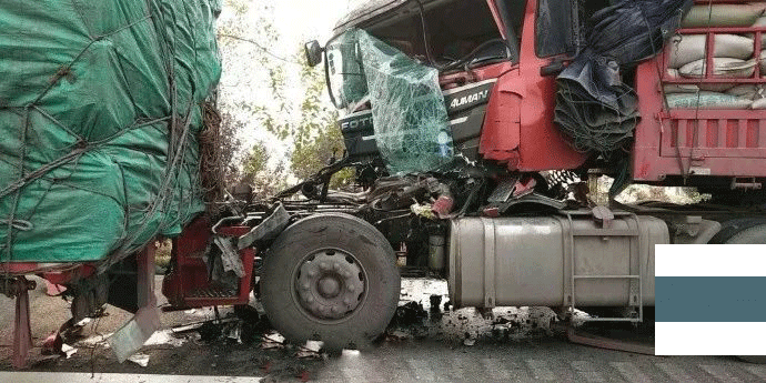 安徽高速車禍現場