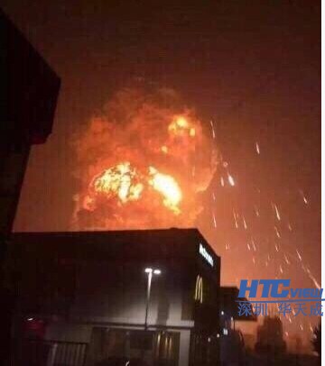 天津濱海新區碼頭深夜突發爆炸圖片