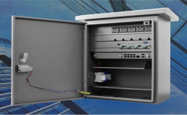 路面智能監測箱