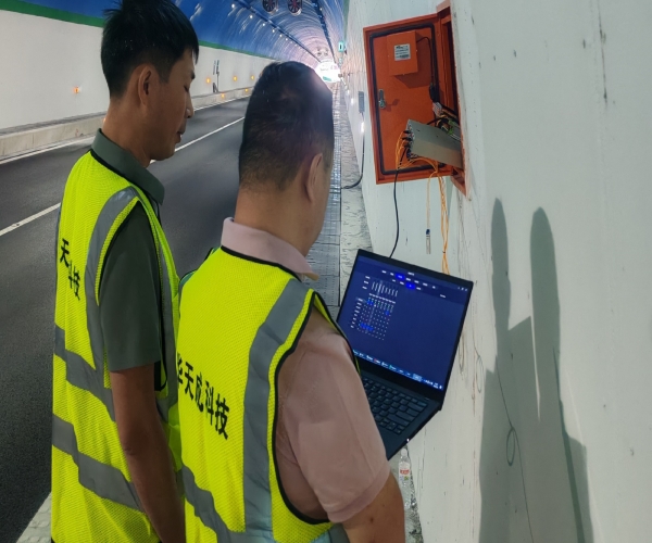 隧道通信革命：華天成科技打造新一代智慧高速應急系統